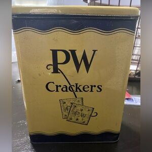 Vintage PW Crackers Tindeco Tin, Perfection Biscuit Co  Ft Wayne, IN, Hinged Lid